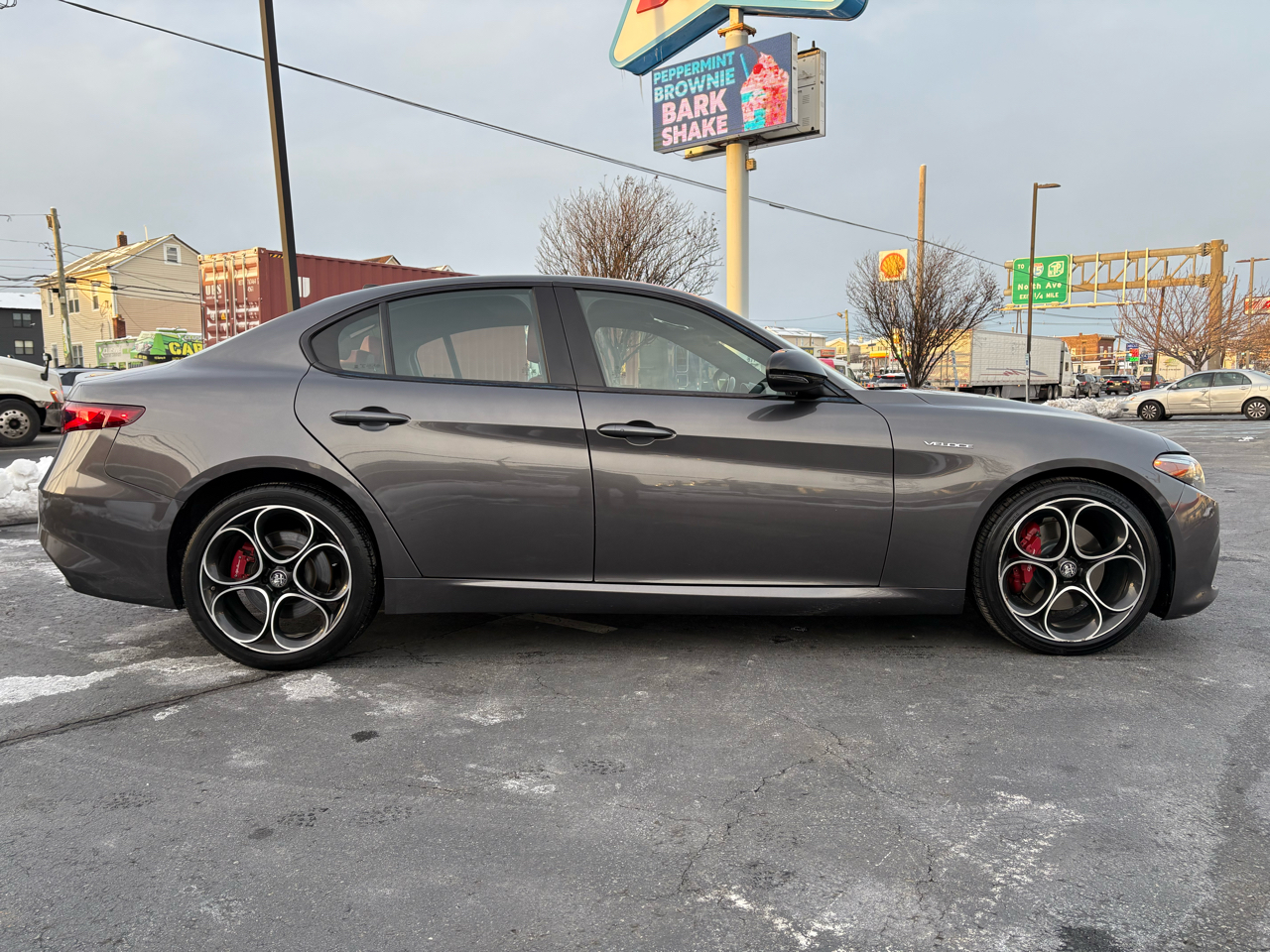 Alfa Romeo Giulia Veloce AWD 2022