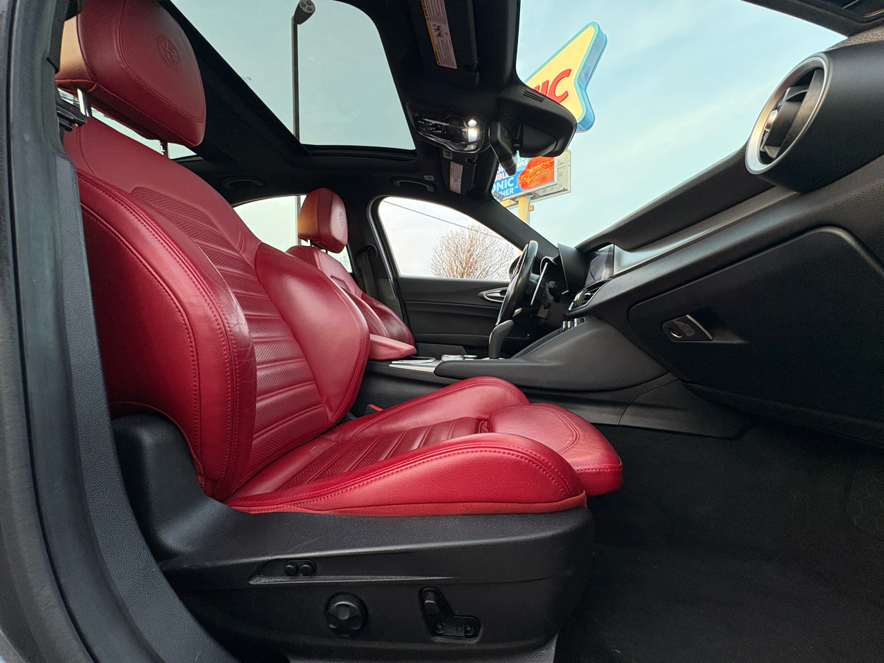 Alfa Romeo Giulia Veloce AWD 2022