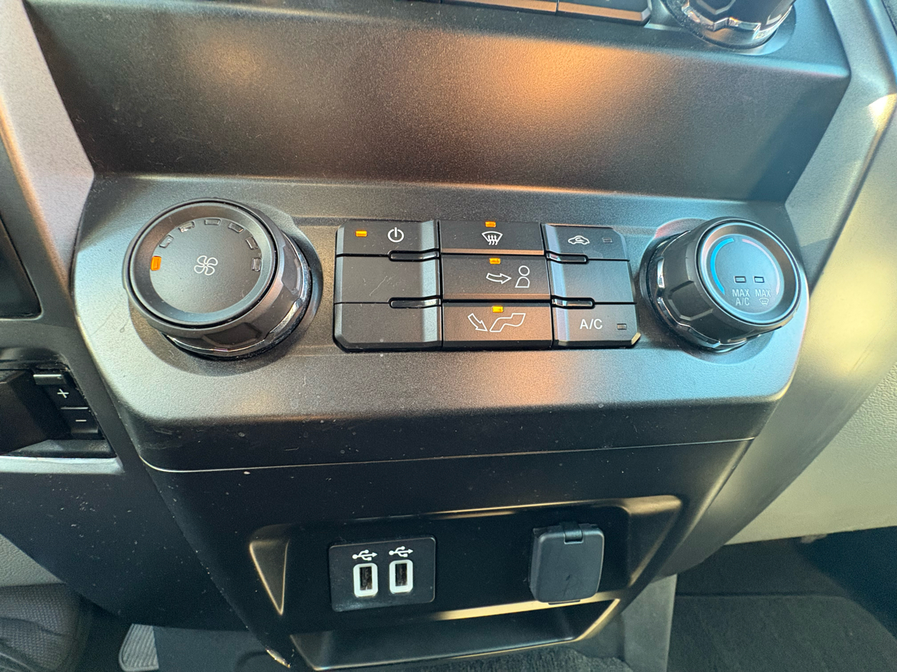 Ford F-150 XLT SuperCrew 6.5-ft. Bed 4WD 2019