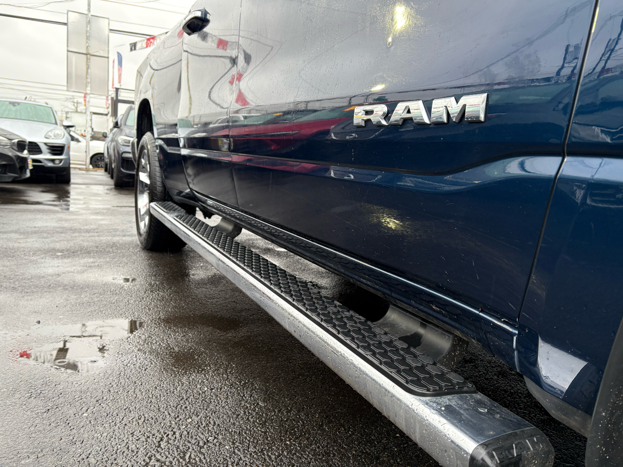 RAM 1500 Big Horn Quad Cab 4WD 2020