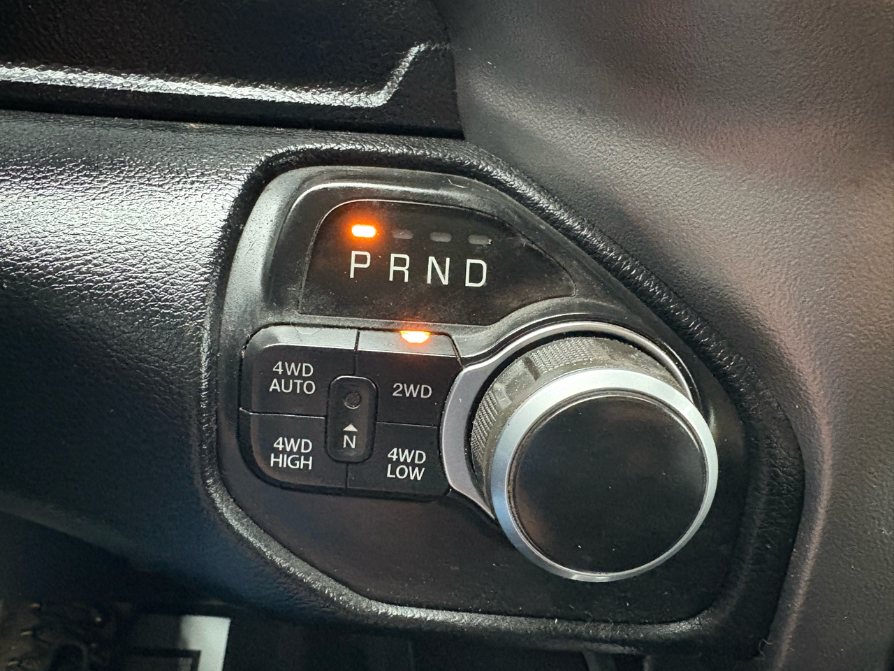 RAM 1500 Big Horn Quad Cab 4WD 2020