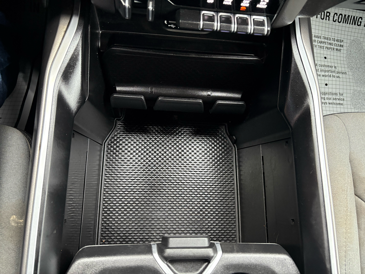 RAM 1500 Big Horn Quad Cab 4WD 2020