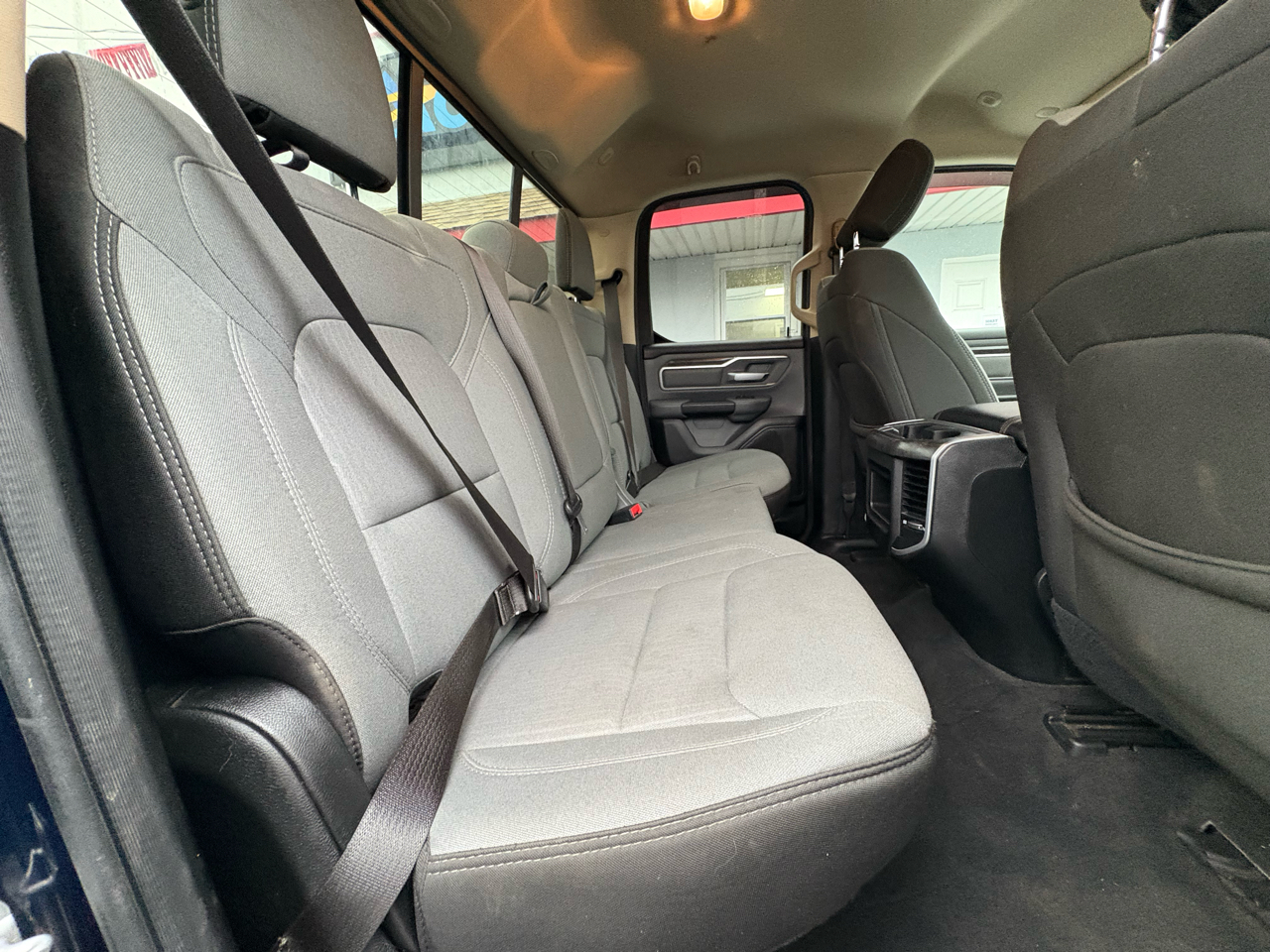 RAM 1500 Big Horn Quad Cab 4WD 2020