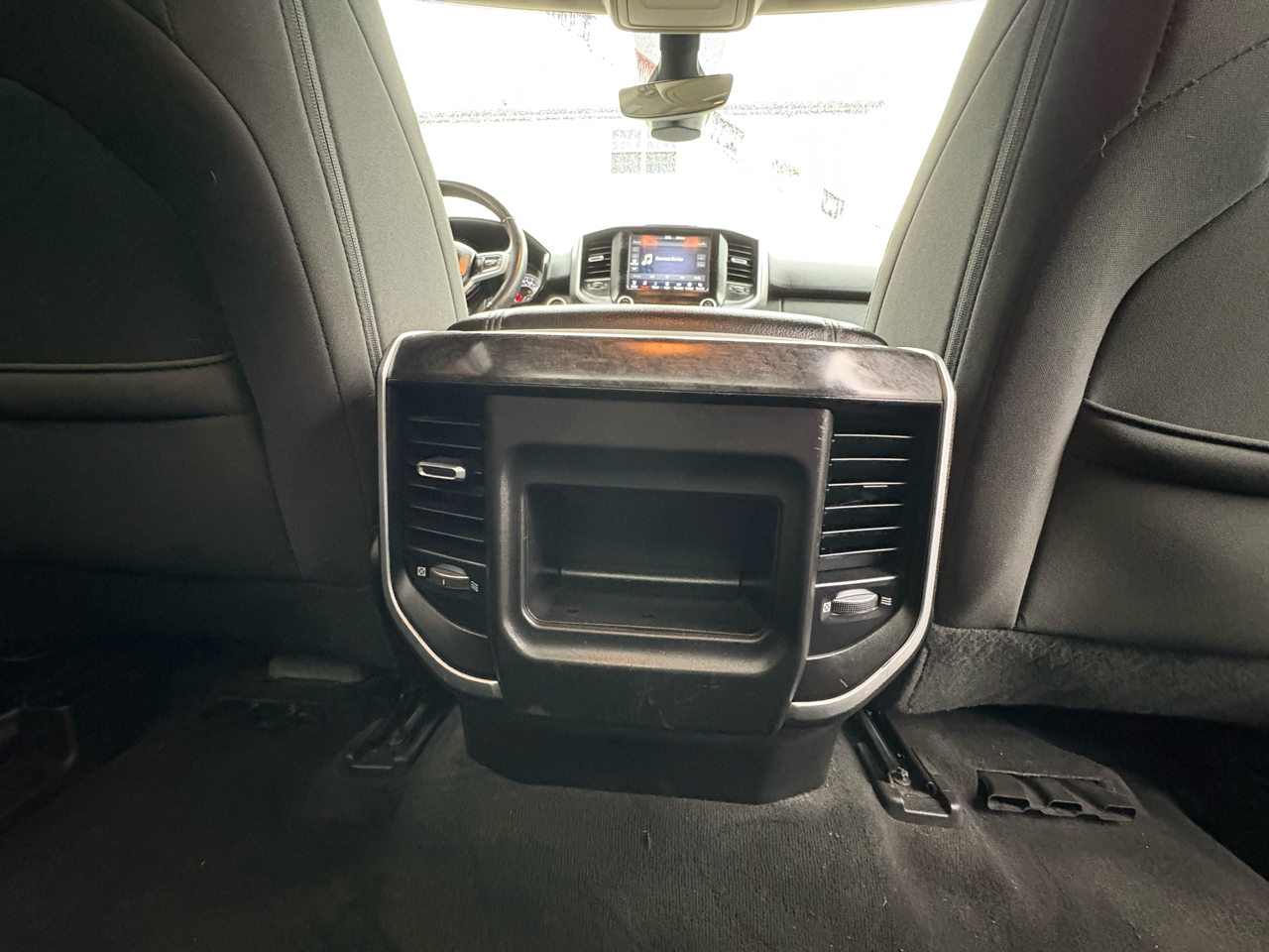 RAM 1500 Big Horn Quad Cab 4WD 2020