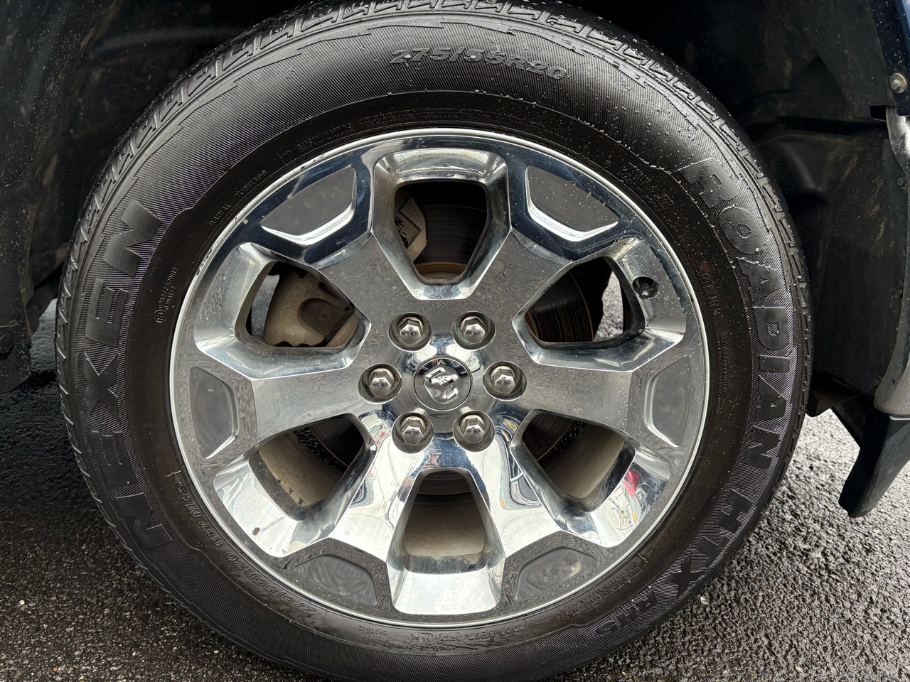 RAM 1500 Big Horn Quad Cab 4WD 2020