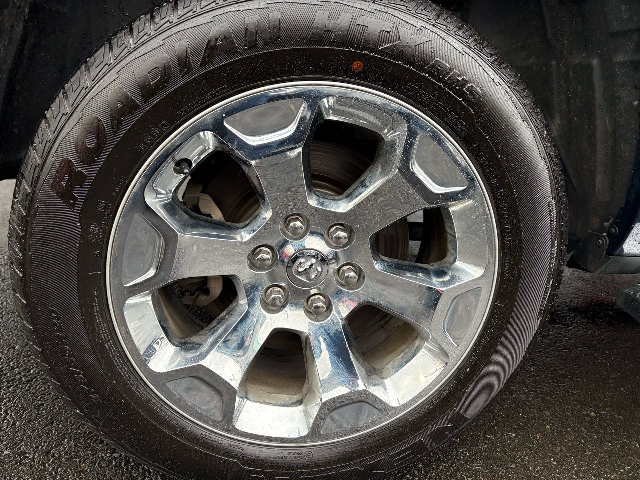 RAM 1500 Big Horn Quad Cab 4WD 2020