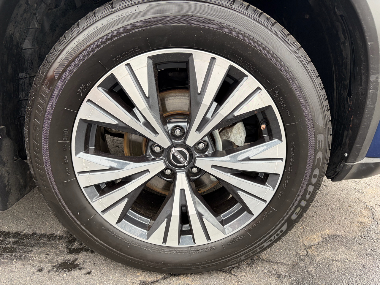 Nissan Rogue SV AWD 2022