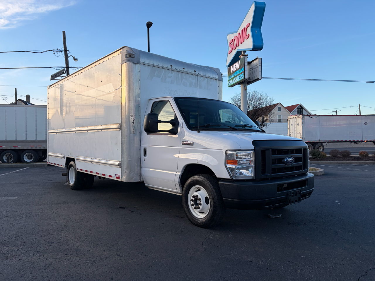 2018 Ford E-Series Cutaway E-350 DRW 176" WB