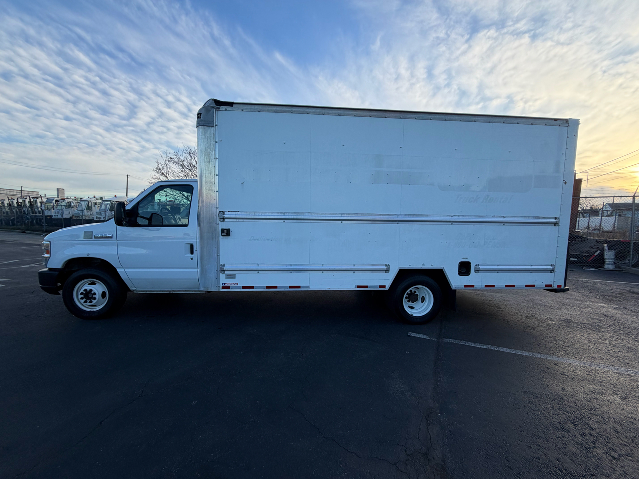 Ford E-Series Cutaway E-350 DRW 176" WB 2018