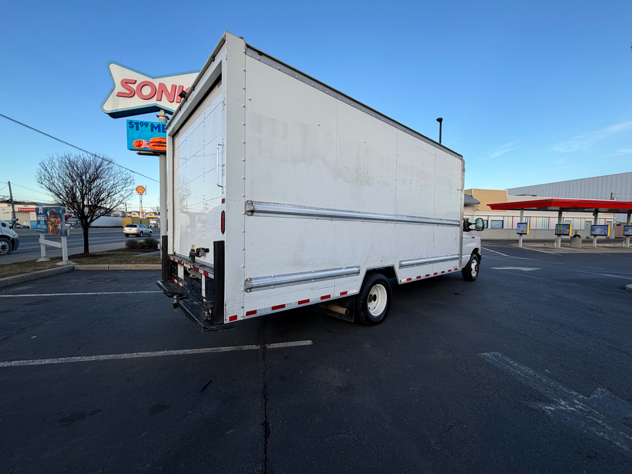 Ford E-Series Cutaway E-350 DRW 176" WB 2018