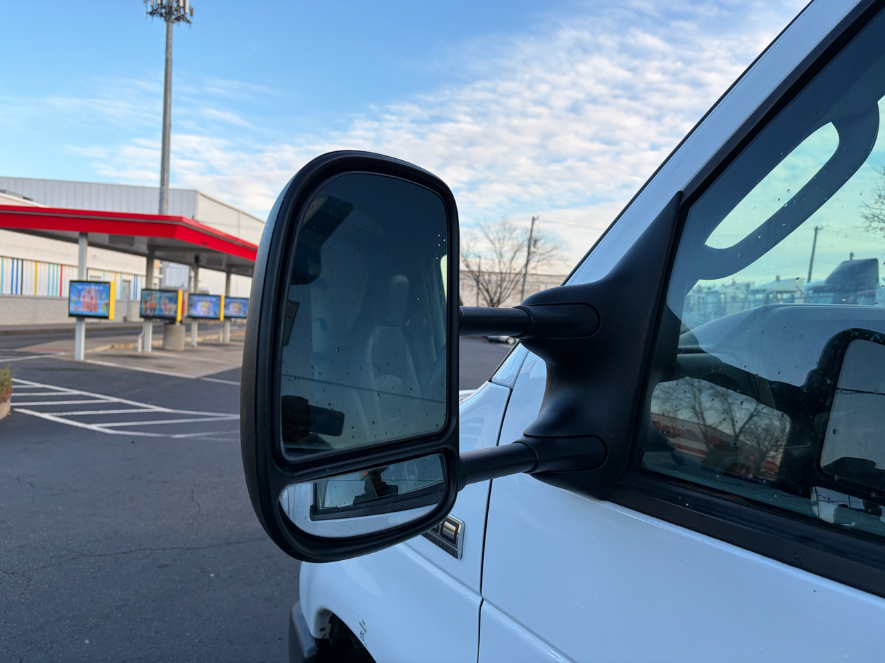 Ford E-Series Cutaway E-350 DRW 176" WB 2018