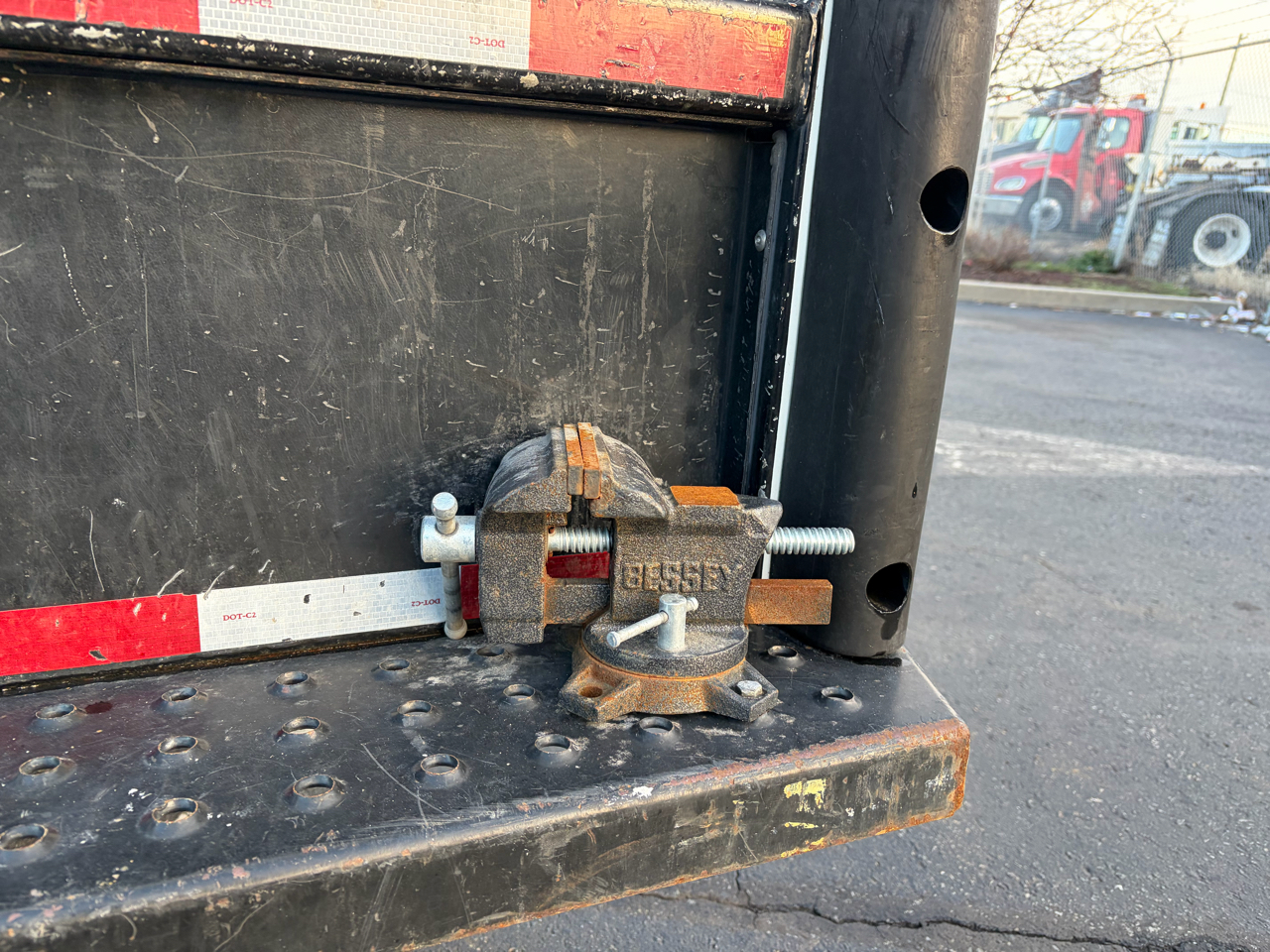 Ford E-Series Cutaway E-350 DRW 176" WB 2018