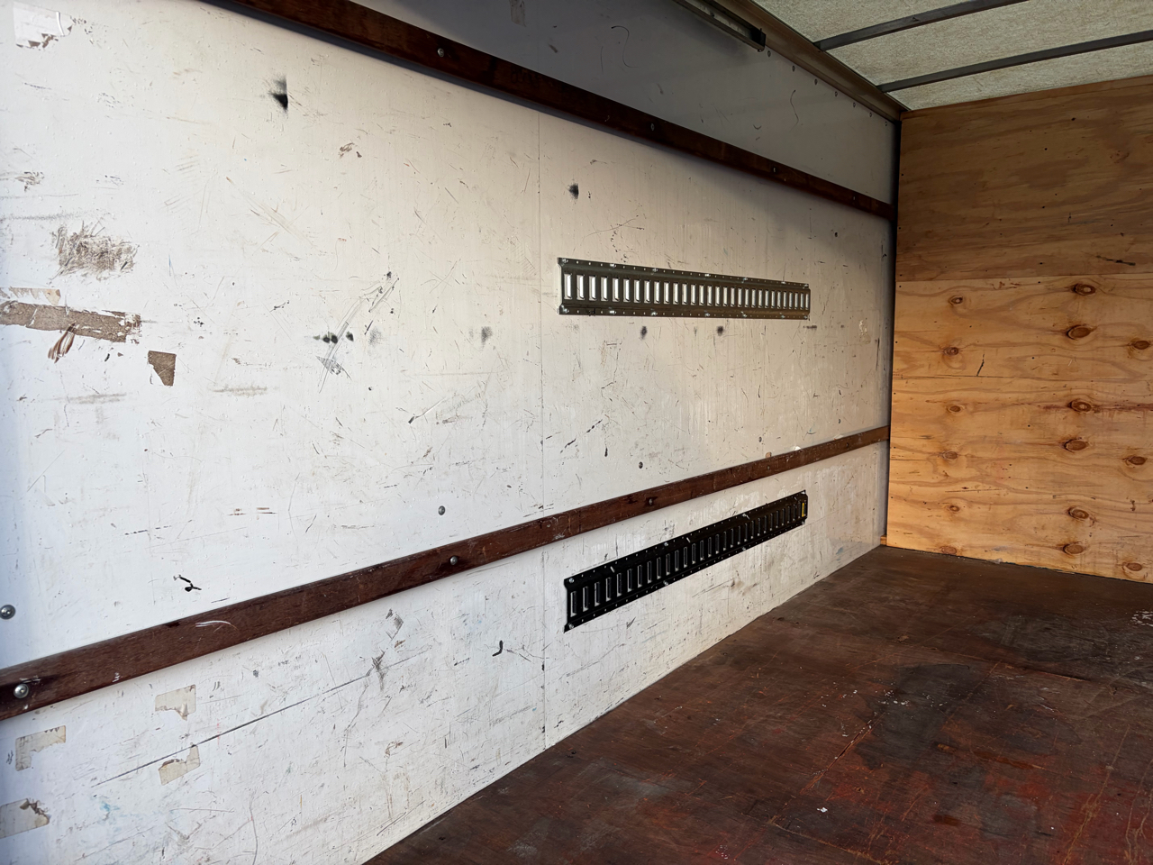 Ford E-Series Cutaway E-350 DRW 176" WB 2018