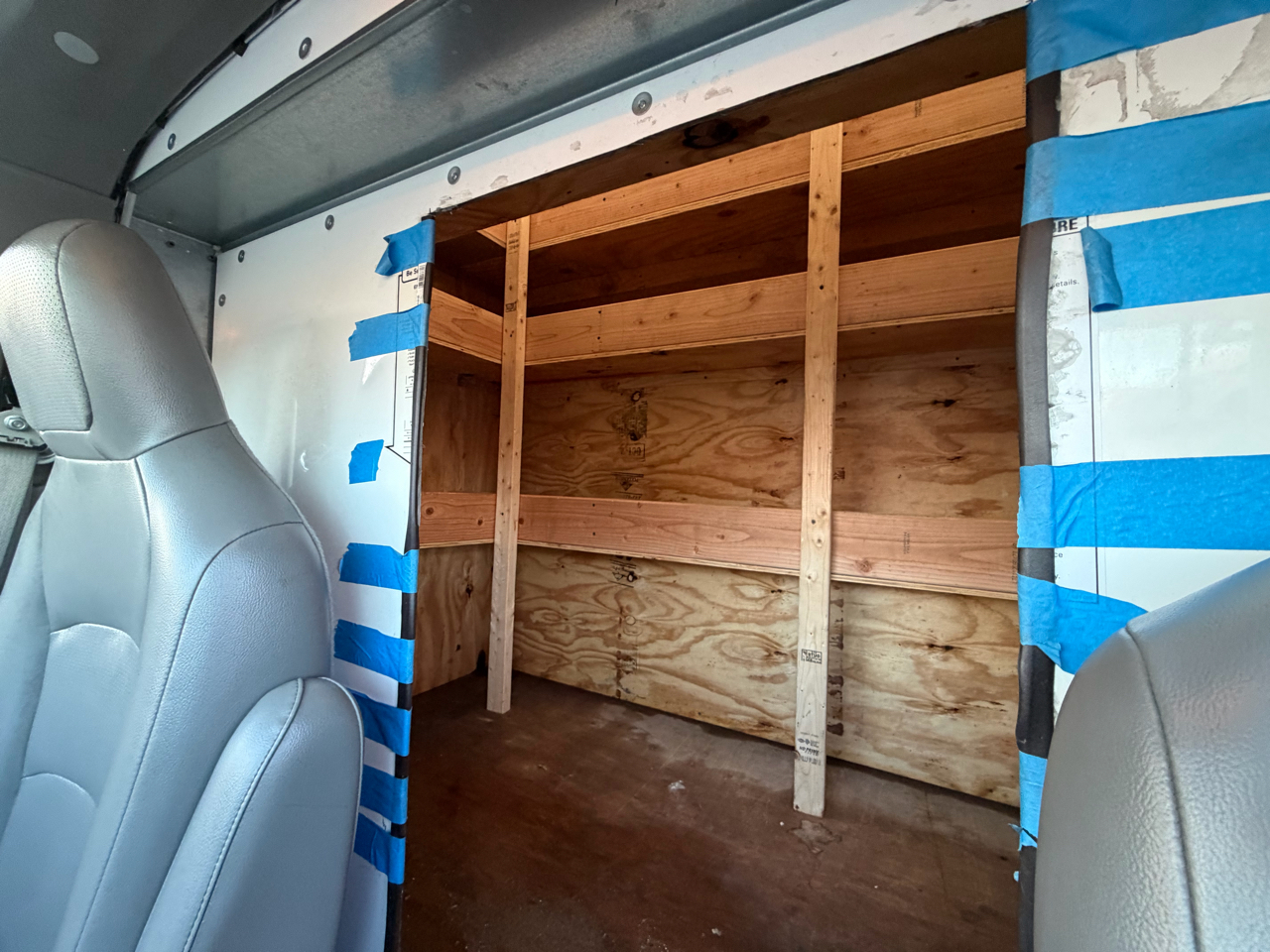 Ford E-Series Cutaway E-350 DRW 176" WB 2018