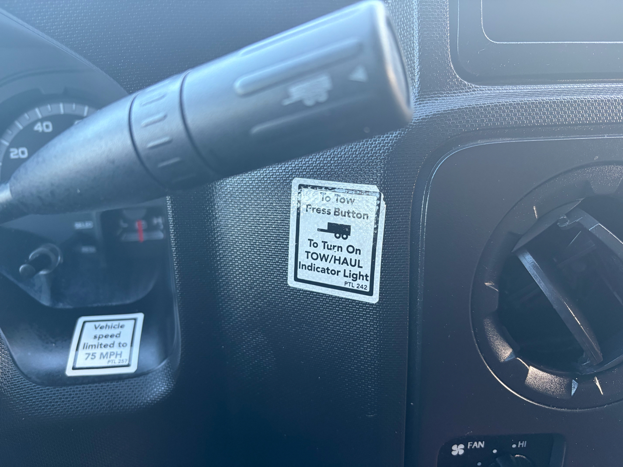 Ford E-Series Cutaway E-350 DRW 176" WB 2018