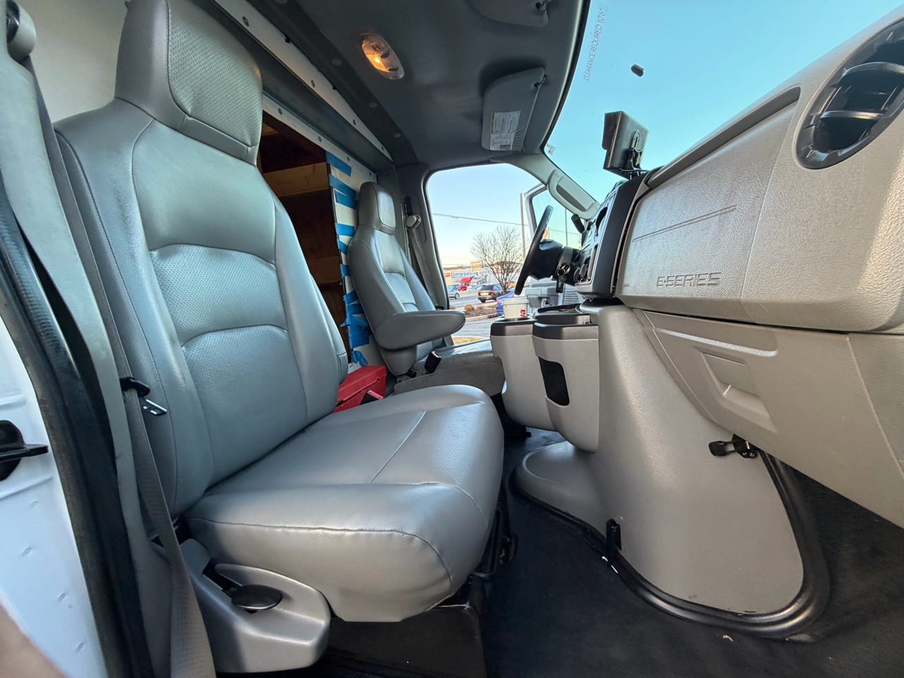 Ford E-Series Cutaway E-350 DRW 176" WB 2018
