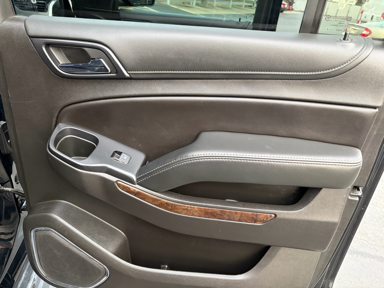 Chevrolet Suburban LT 4WD 2018