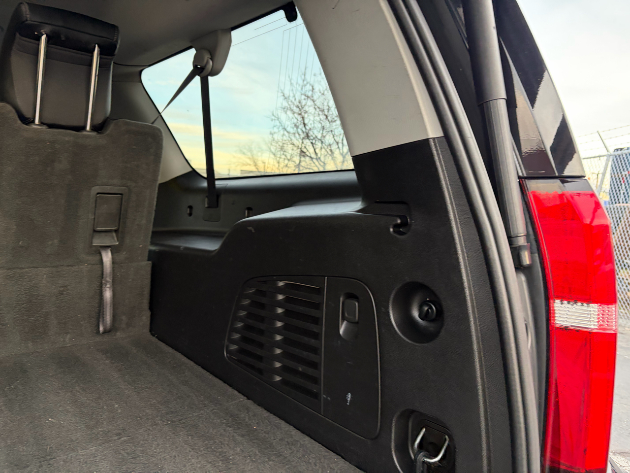 Chevrolet Suburban LT 4WD 2018