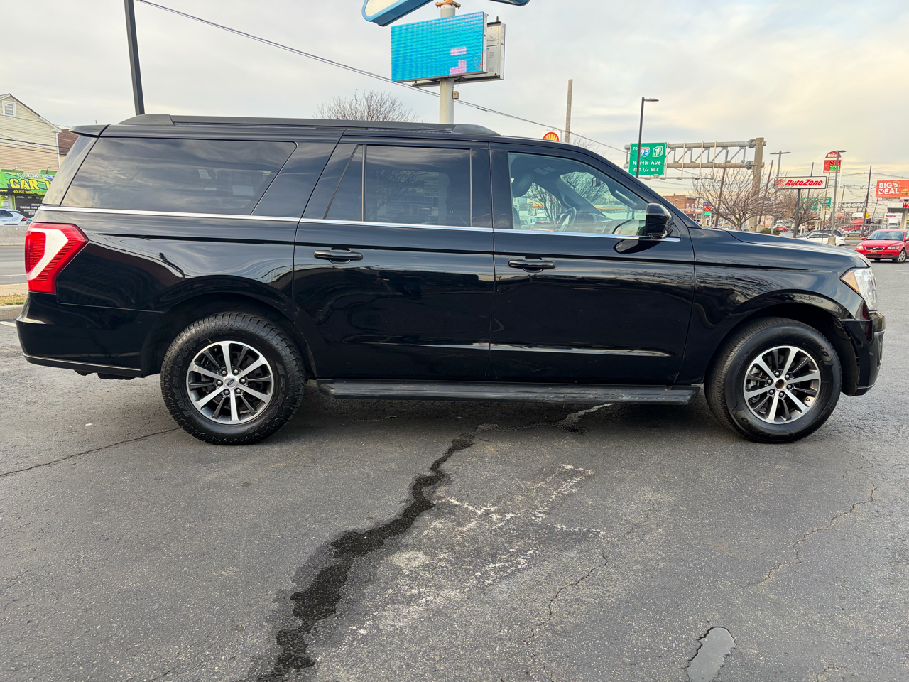 Ford Expedition MAX XLT 4WD 2018