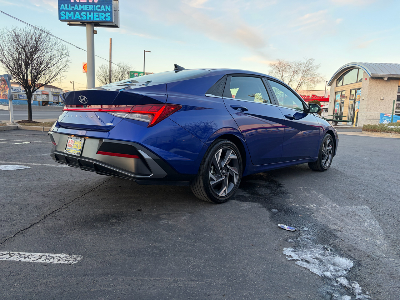 Hyundai Elantra Hybrid Limited 2025