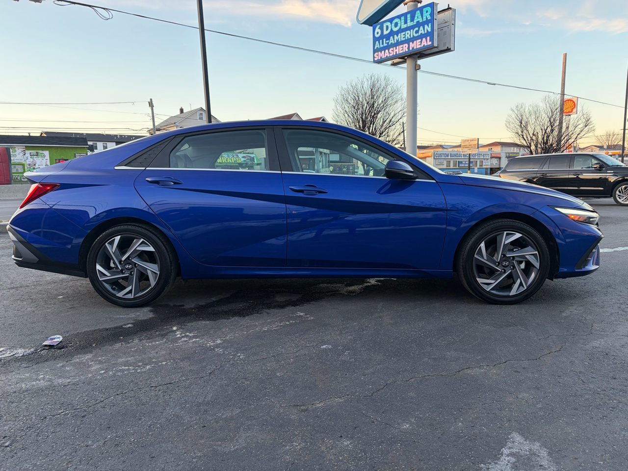 Hyundai Elantra Hybrid Limited 2025