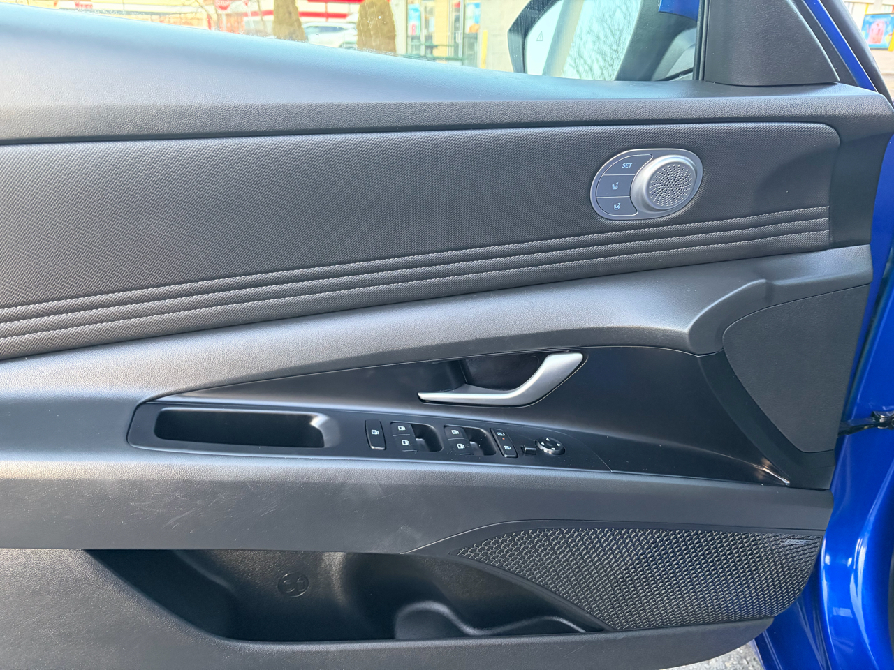 Hyundai Elantra Hybrid Limited 2025