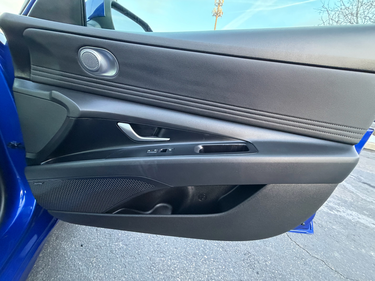 Hyundai Elantra Hybrid Limited 2025