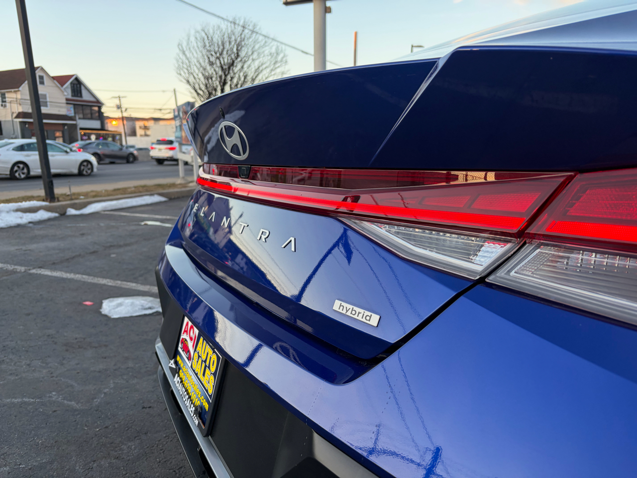 Hyundai Elantra Hybrid Limited 2025