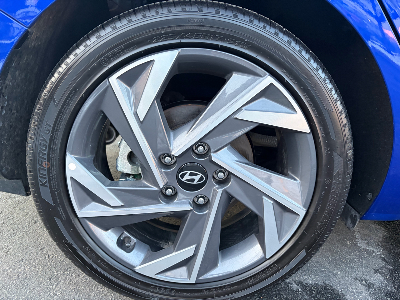 Hyundai Elantra Hybrid Limited 2025