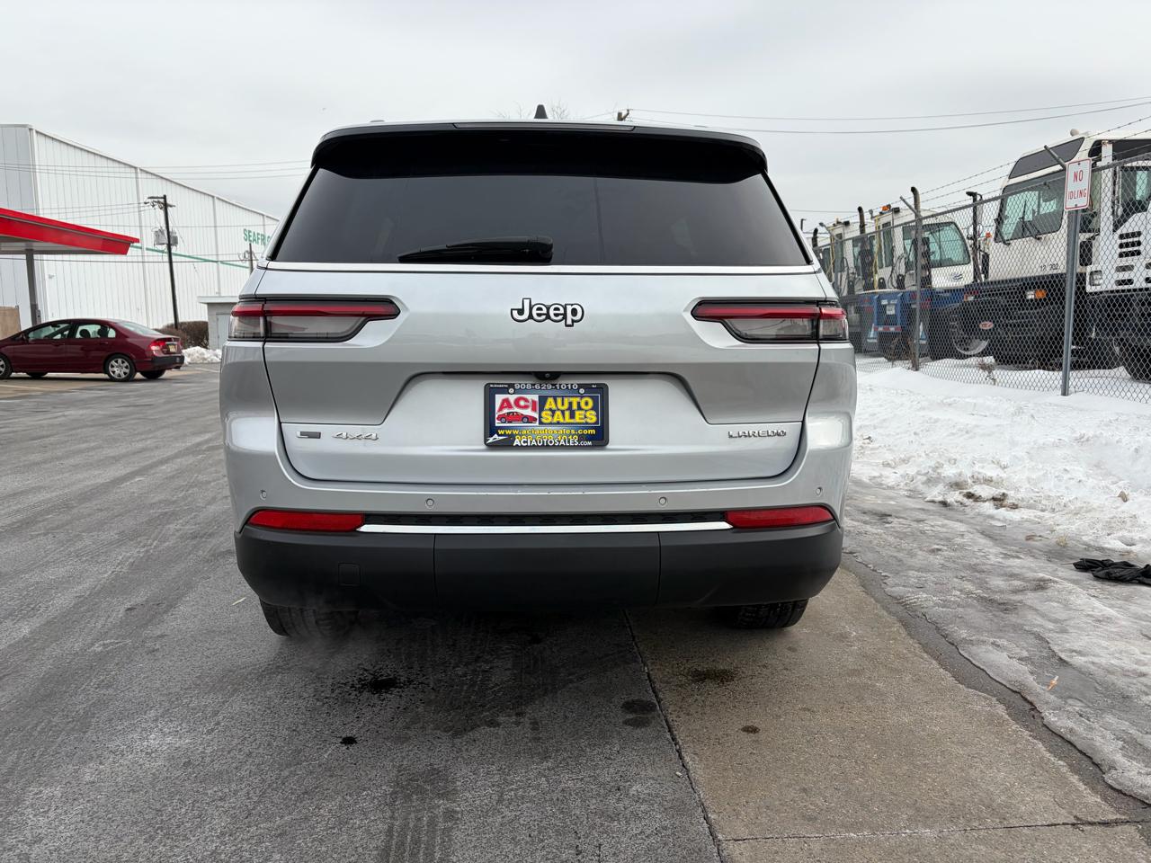 Jeep Grand Cherokee L Laredo 4WD 2021