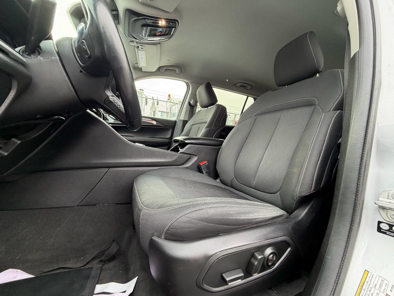 Jeep Grand Cherokee L Laredo 4WD 2021