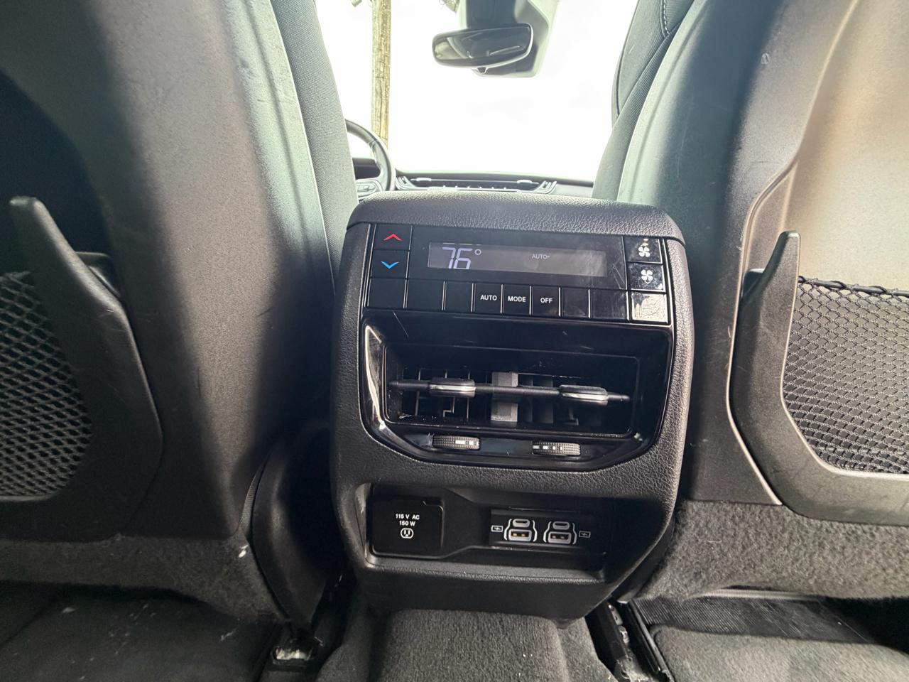 Jeep Grand Cherokee L Laredo 4WD 2021