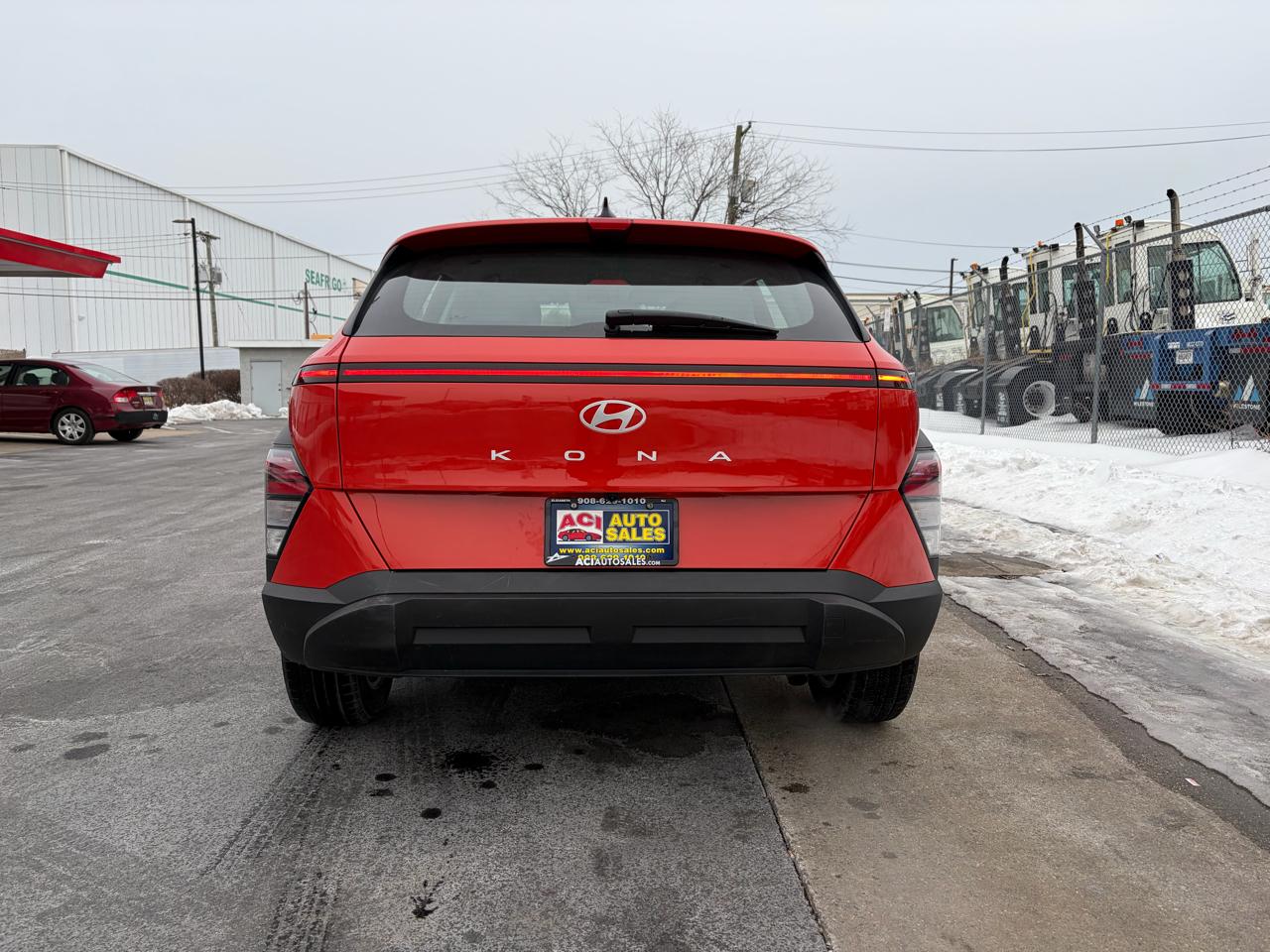 Hyundai Kona SE 2024