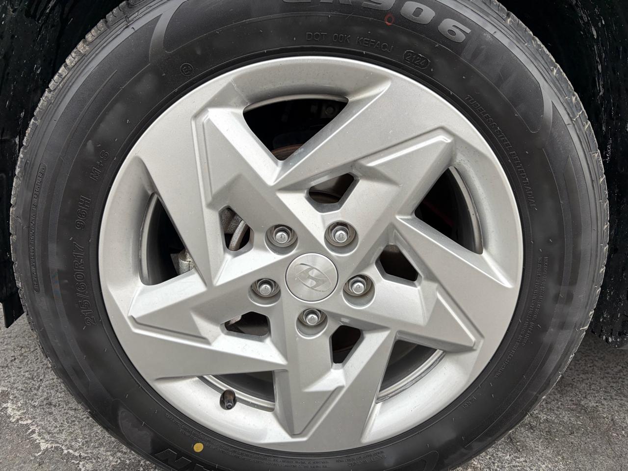 Hyundai Kona SE 2024