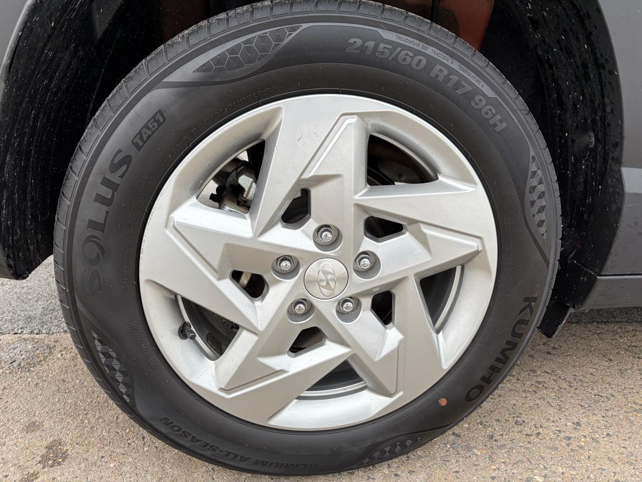 Hyundai Kona SE 2024