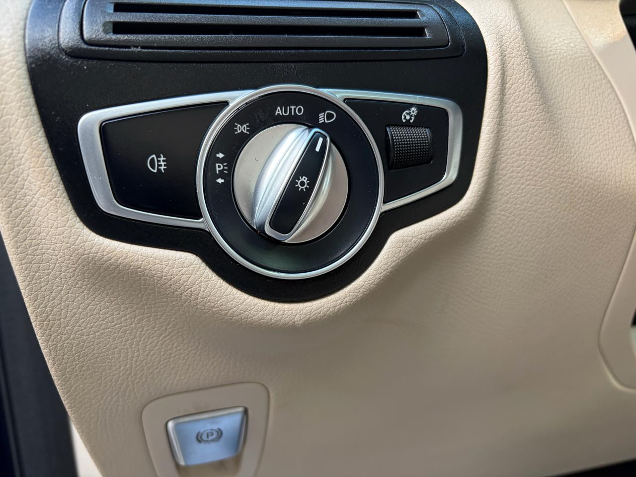 Mercedes-Benz GLC-Class GLC300 4MATIC 2021