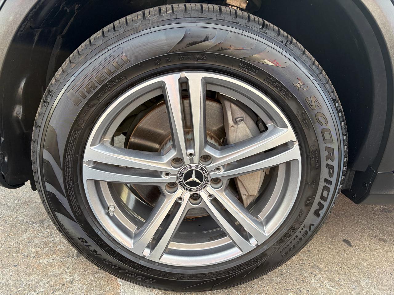 Mercedes-Benz GLC-Class GLC300 4MATIC 2021