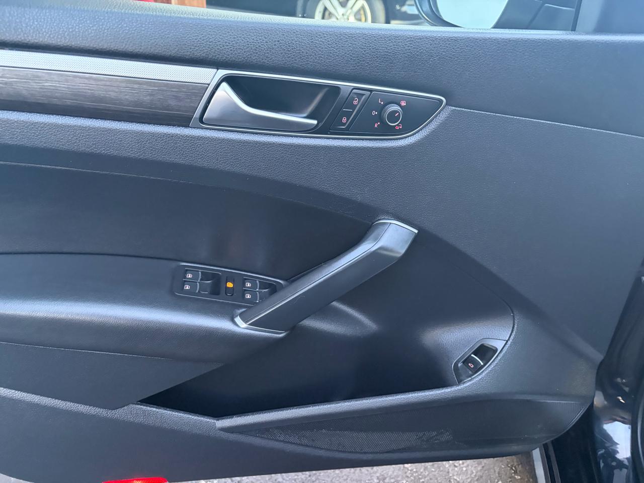 Volkswagen Passat SEL Premium 6A 2017