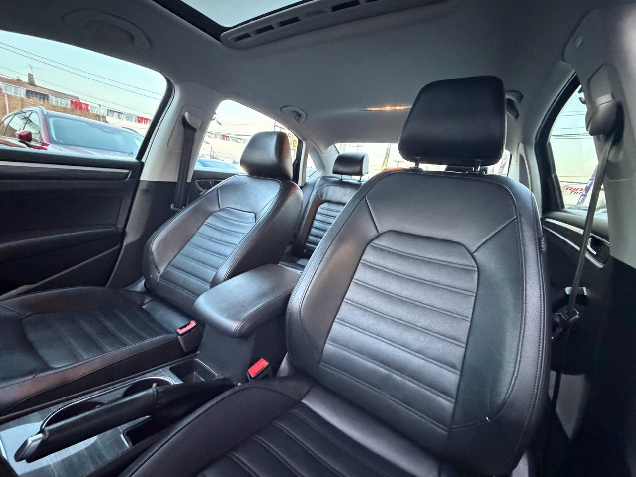 Volkswagen Passat SEL Premium 6A 2017