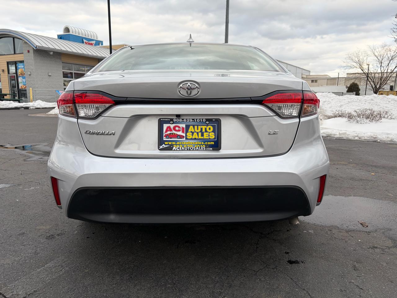 Toyota Corolla LE 2023