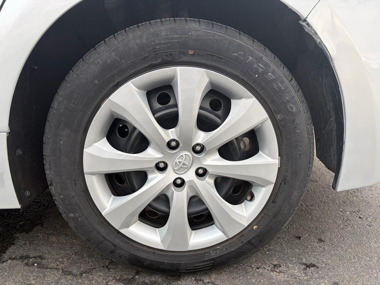 Toyota Corolla LE 2023