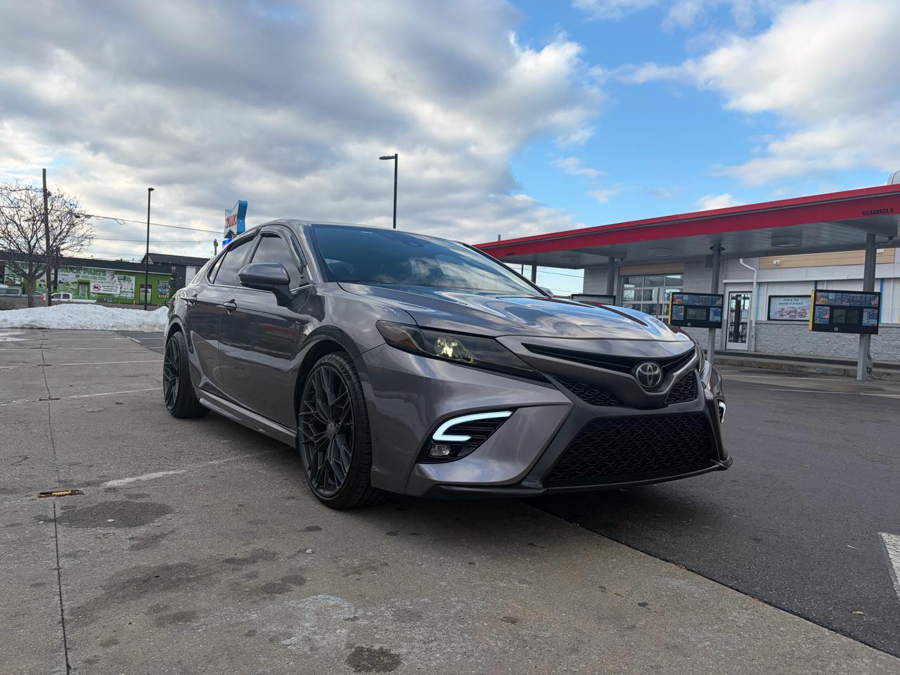 Toyota Camry SE Nightshade Auto (Natl) 2019