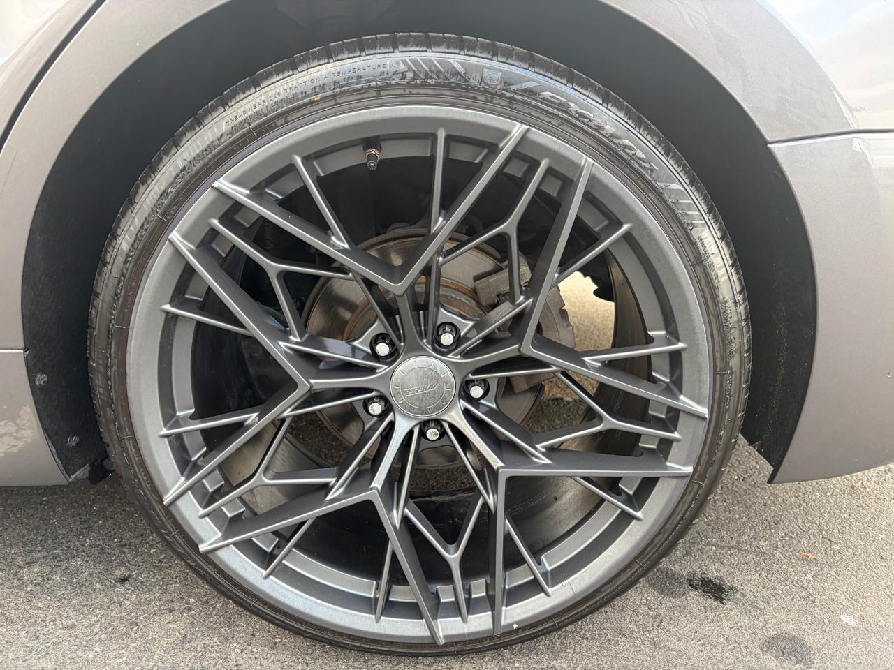 Toyota Camry SE Nightshade Auto (Natl) 2019