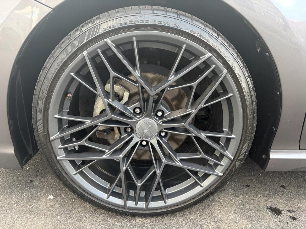 Toyota Camry SE Nightshade Auto (Natl) 2019