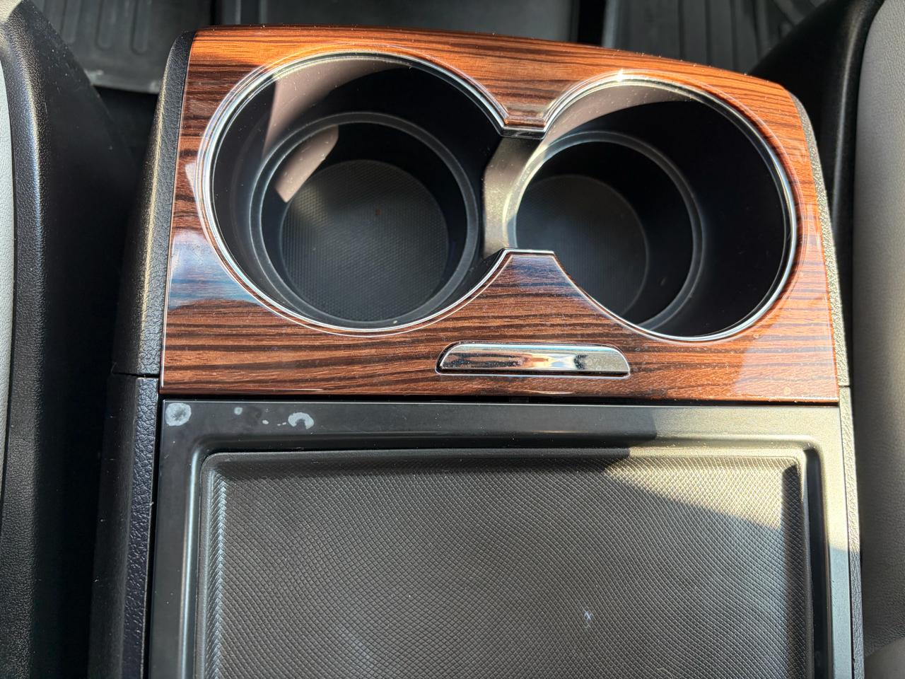 Toyota Sienna XLE 7-Passenger AWD 2017