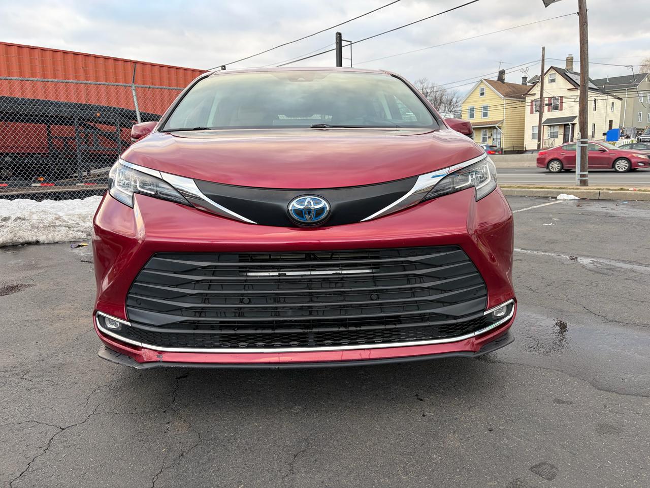 Toyota Sienna XLE 7-Passenger 2021