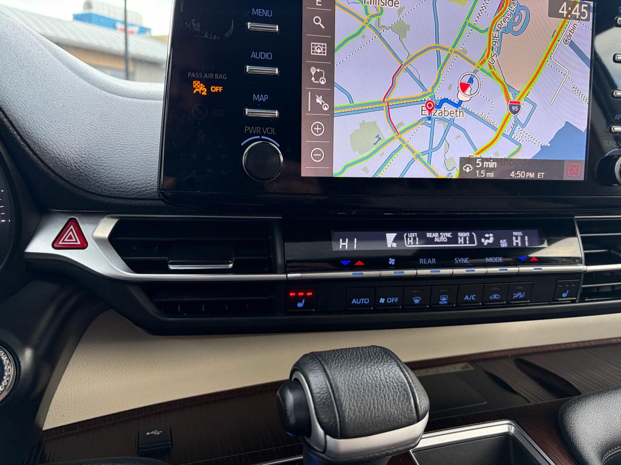 Toyota Sienna XLE 7-Passenger 2021