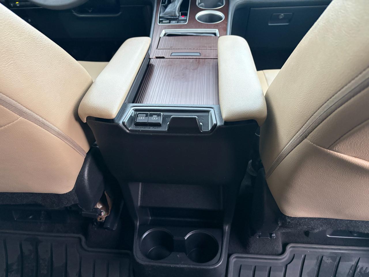 Toyota Sienna XLE 7-Passenger 2021