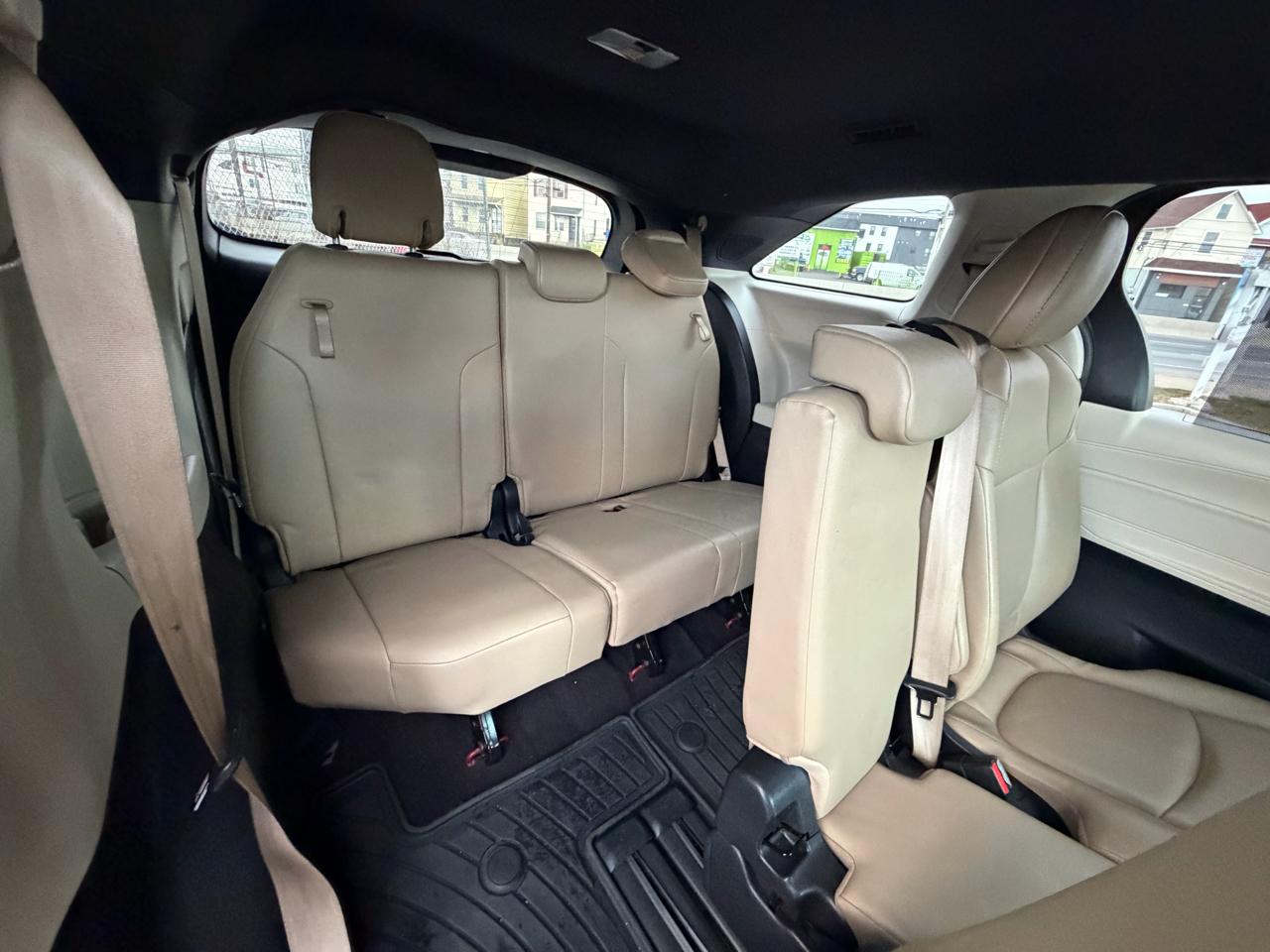 Toyota Sienna XLE 7-Passenger 2021