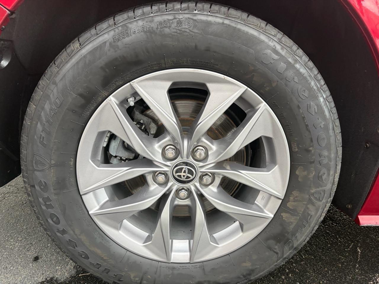 Toyota Sienna XLE 7-Passenger 2021